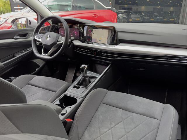 Volkswagen GOLF 1.0 TSI LIFE NAVI DIGI-DASH APPLE-CARPLAY LED LMV PDC