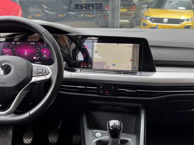 Volkswagen GOLF 1.0 TSI LIFE NAVI DIGI-DASH APPLE-CARPLAY LED LMV PDC