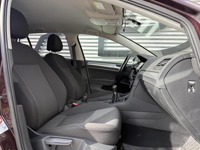 Volkswagen GOLF 1.0 TSI Trendline Navi|Clima|Cruise|Carplay|PDC V+A|N.A.P|APK tot 10-2026