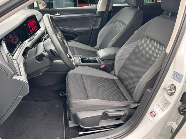 Volkswagen GOLF 1.0 eTSI DSG LIFE ACC/CLIMA/NAVI/CARPLAY/STOEL+STUURVERW
