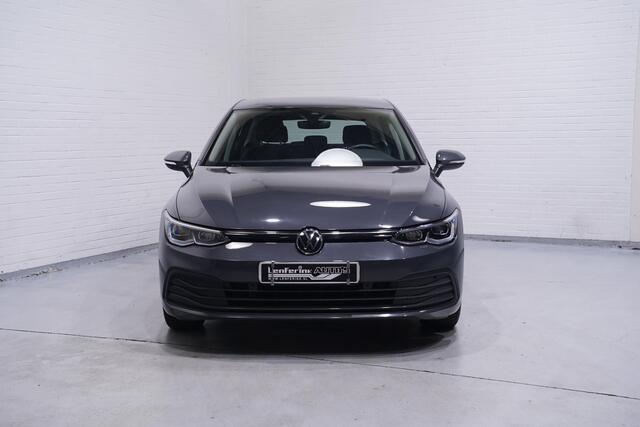 Volkswagen GOLF 1.0 eTSI Life Business Carplay Achteruitrijcamera ACC Navi Massagestoel 1e Eigenaar NAP