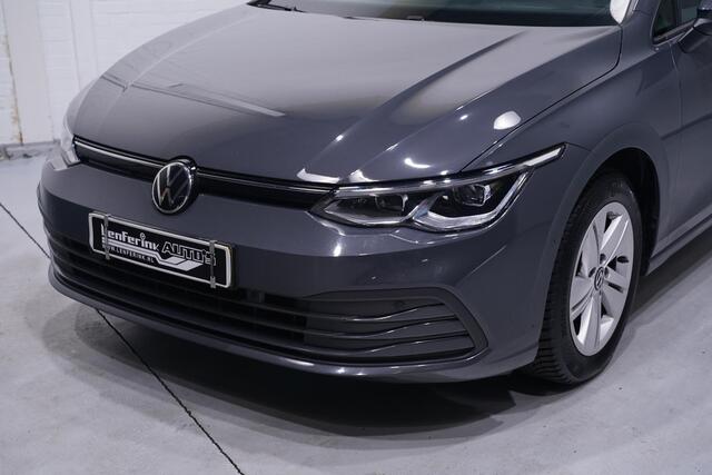 Volkswagen GOLF 1.0 eTSI Life Business Carplay Achteruitrijcamera ACC Navi Massagestoel 1e Eigenaar NAP