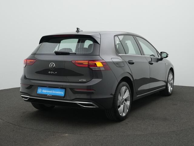 Volkswagen GOLF 1.5 eTSI 130 pk DSG Style | Geheugen-/massagestoel | Adaptive Cruise | Parkeersensoren voor/achter | Carplay
