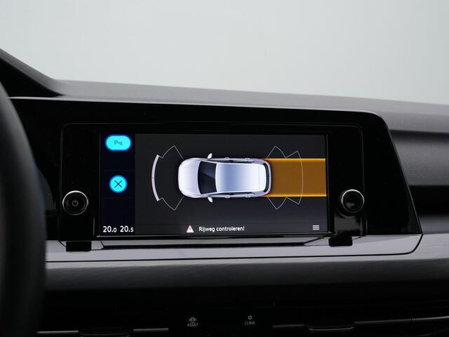 Volkswagen GOLF 1.5 eTSI 130 pk DSG Style | Geheugen-/massagestoel | Adaptive Cruise | Parkeersensoren voor/achter | Carplay