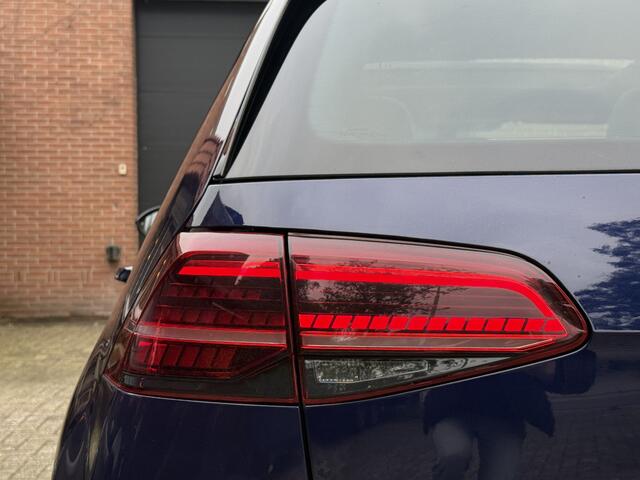 Volkswagen GOLF 1.5 TSI Highline Business R DSG/3X-RLINE/PANO/CAMERA/VIRTUAL DASH/NAP/LED/UNIEK!