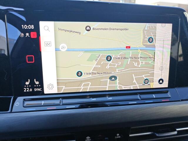 Volkswagen GOLF 1.4 eHybrid Style / AUTOMAAT/ NAVI/ CRUISE/ STOELVERWARMING/ CLIMATE/ PARK. SENSOREN/ LED/ 16" LMV