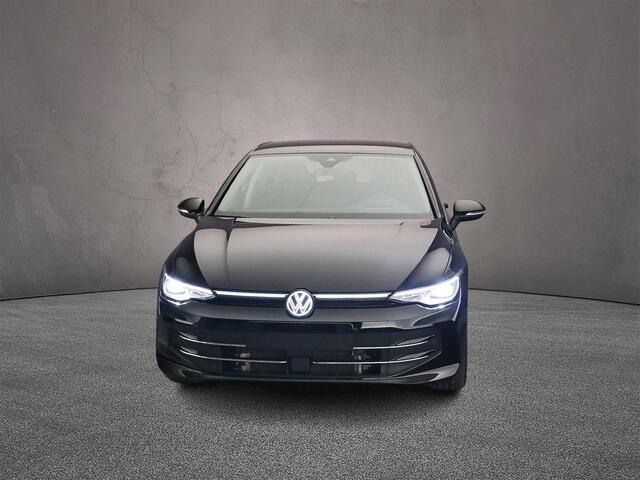 Volkswagen GOLF 50 Edition 1.5 TSI eHybrid 204pk DSG Automaat Adaptive cruise control, 360 camera, LED matrix koplampen, Achteruitrijcamera, Stuurwiel verwarmd