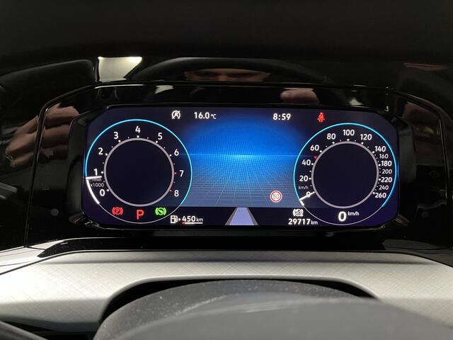 Volkswagen GOLF Variant 1.5 eTSI Life / AUTOMAAT/ ADAPTIVE CRUISE/ PARKEER SENSOREN V+A/ STUUR+STOELVERWARMING/ APP-CONNECT/ KEYLESS/ DIGITAL DASH/ DAB/ NAVI/ CLIMA/ LED/ 16'' LMV