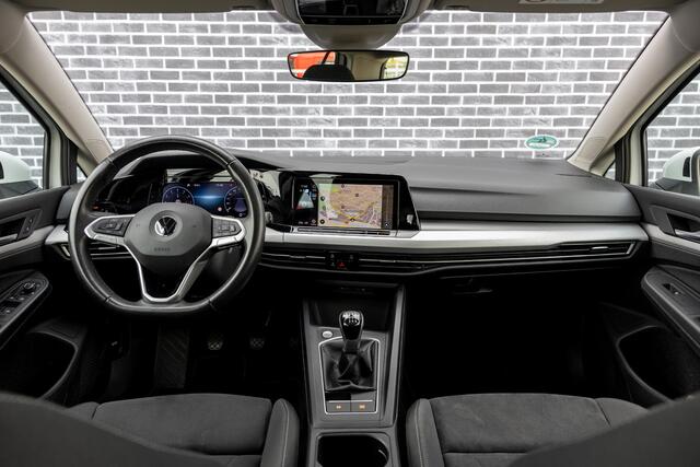 Volkswagen GOLF 1.5 TSI Life Business | Panoramadak | ErgoActive | Stoelmassage | Navigatie Discover Pro | Cruise Control Adaptief | Parkeersensoren | Lichtmetalen Velgen 17 inch | Alarm | LED Koplampen
