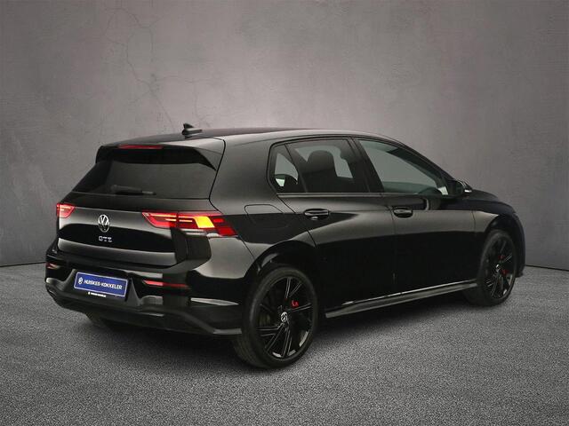 Volkswagen GOLF GTE 1.4 TSI eHybrid 245pk DSG Automaat Adaptive cruise control, Black style, Navigatie, Achteruitrijcamera, LED koplampen, Parkeersensoren