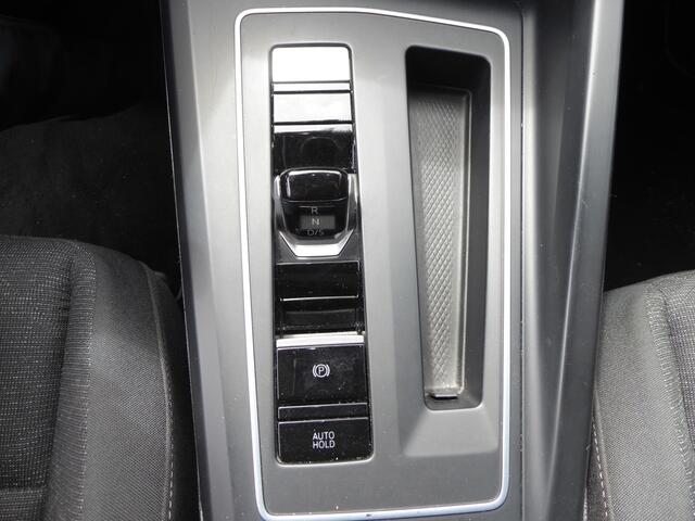 Volkswagen GOLF Variant 1.5 eTSI Life Business AUTOMAAT, TREKH, CARPLAY, NAVI, ACC, PDC, CAMERA!!