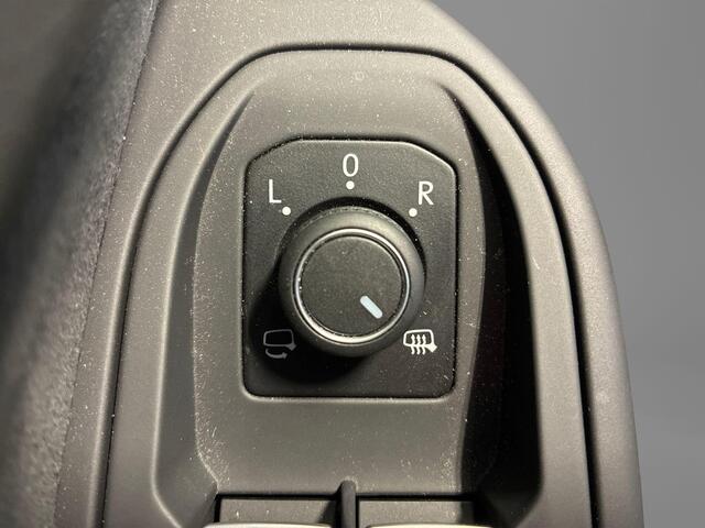 Volkswagen GOLF 2.0 TSI 245pk DSG GTI · Panoramadak · Camera · Dodehoeksensoren · Matrix LED · Stuur- & Stoelverwarming · Keyless ·