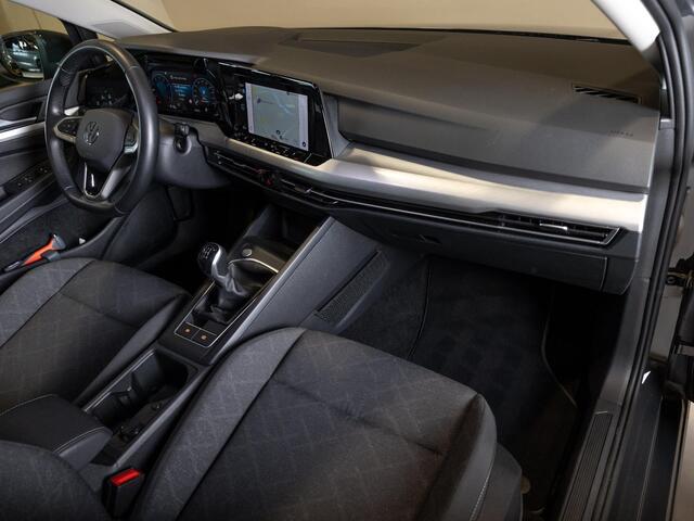 Volkswagen GOLF 1.0 TSI Life / 110pk / Cruise / Airco / Klimaatregeling / Navigatie / Apple Carplay