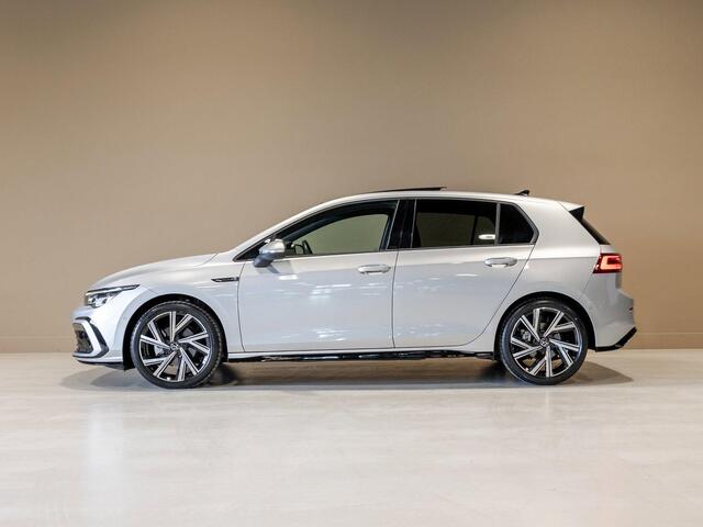 Volkswagen GOLF 1.5 TSI 2x R-Line / 150pk / Panorama dak / Dodehoek herkenning / Stoelverwarming /
