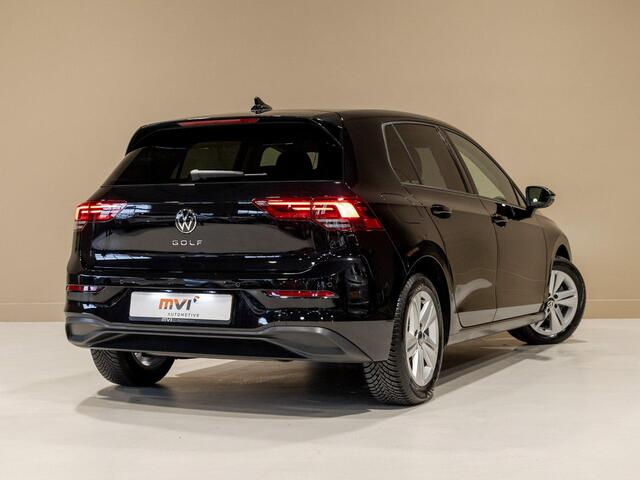 Volkswagen GOLF 1.0 TSI Life / 110pk / Cruise / Airco / Klimaatregeling / Navigatie / Apple Carplay