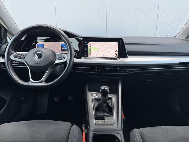 Volkswagen GOLF 1.5 TSI Life Business Carplay/LED/17inch.