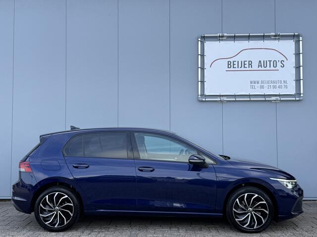 Volkswagen GOLF 1.5 TSI Life Business Carplay/LED/17inch.
