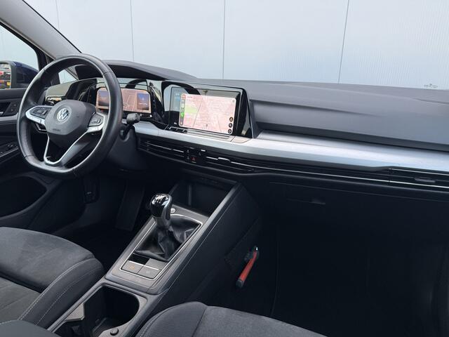 Volkswagen GOLF 1.5 TSI Life Business Carplay/LED/17inch.