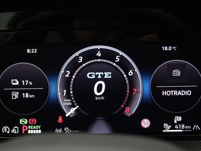 Volkswagen GOLF 1.5 eHybrid GTE 272PK DSG Panoramadak, Trekhaak, Dynamic Chassis, Head-Up Display, Memorystoel, Leder, 18" LM Velgen