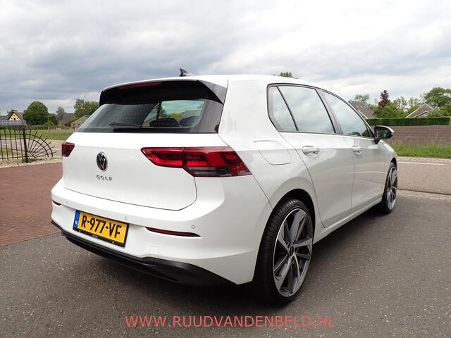 Volkswagen GOLF 1.0 TSI Golf / ACC / CARPLAY / PDC / 19''