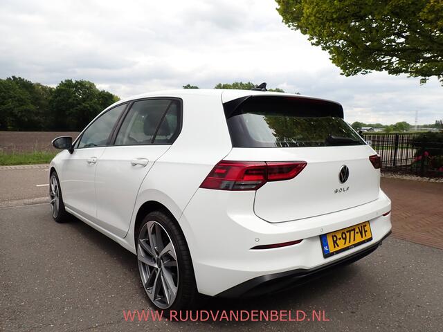 Volkswagen GOLF 1.0 TSI Golf / ACC / CARPLAY / PDC / 19''