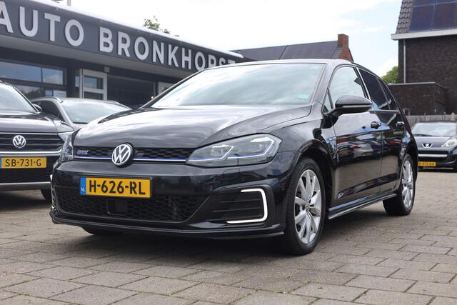 Volkswagen GOLF 1.4 TSI PHEV GTE | CARPLAY | CAMERA | ACC | ECC | TREKHAAK