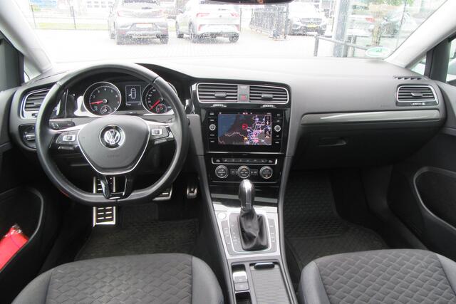 Volkswagen GOLF 1.5 TSI Automaat Comfortline, Navi, Panoramadak, Ad, CC