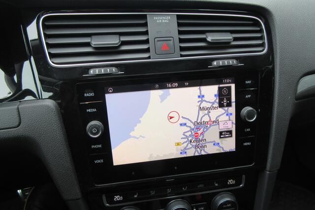 Volkswagen GOLF 1.5 TSI Automaat Comfortline, Navi, Panoramadak, Ad, CC