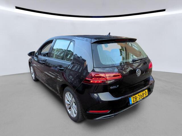 Volkswagen GOLF 1.0 TSI Comfortline Business | Navigatie | Stoelverw. | Android/Carplay // Word Verwacht // Joep klant voor, bellen bij binnenkomst