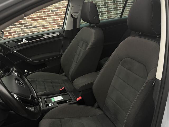 Volkswagen GOLF 1.4 TSI Highline Pano, Virtueel Dash, Stoelverwarming, Camera, DSG, R-Velgen