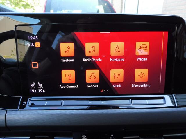 Volkswagen GOLF 1.4 eHybrid Style Headup | Digidash | Velours | Full LED | NL auto | 1e eig.