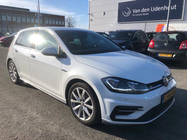 Volkswagen GOLF 1.5 TSI DSG Highline Business R | Trekhaak | Full-LED | Keyless | Digital Cockpit // Wordt Verwacht 6-2026 //
