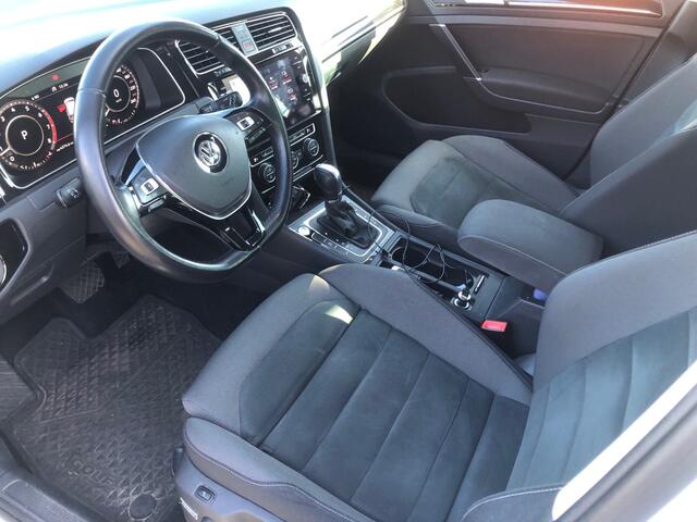 Volkswagen GOLF 1.5 TSI DSG Highline Business R | Trekhaak | Full-LED | Keyless | Digital Cockpit // Wordt Verwacht 6-2026 //