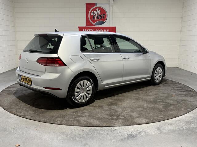 Volkswagen GOLF 1.0 TSI Trendline, Clima, Cruise, Navi, Blue tooth, All season, Sensoren v en a, Isofix, App connect, Prijs incl. beurt en 3 mnd garantie