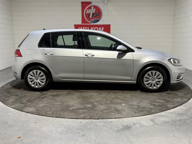 Volkswagen GOLF 1.0 TSI Trendline, Clima, Cruise, Navi, Blue tooth, All season, Sensoren v en a, Isofix, App connect, Prijs incl. beurt en 3 mnd garantie