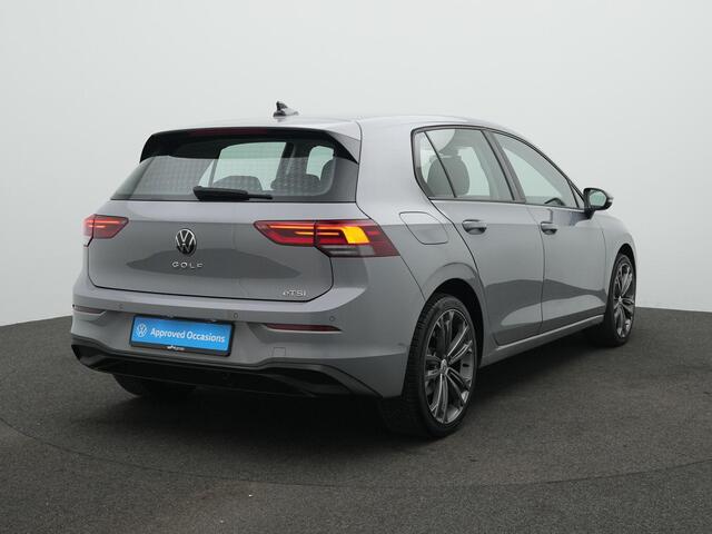 Volkswagen GOLF 1.0 eTSI 110 pk DSG Life | Navigatie | Adaptive Cruise | Parkeersensoren voor/achter | Carplay | Keyless Entry