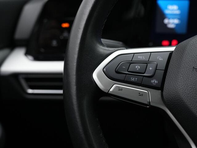 Volkswagen GOLF 1.0 eTSI 110 pk DSG Life | Navigatie | Adaptive Cruise | Parkeersensoren voor/achter | Carplay | Keyless Entry
