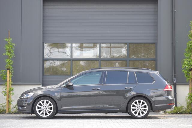 Volkswagen GOLF Variant 1.5 TSI Highline Automaat | Digitaal Cockpit | Stoelverwarming