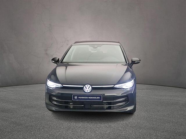 Volkswagen GOLF Life Edition 1.5 TSI eHybrid 204pk DSG Automaat Adaptive cruise control, LED matrix koplampen, Achteruitrijcamera, App connect, Stuurwiel verwarmd
