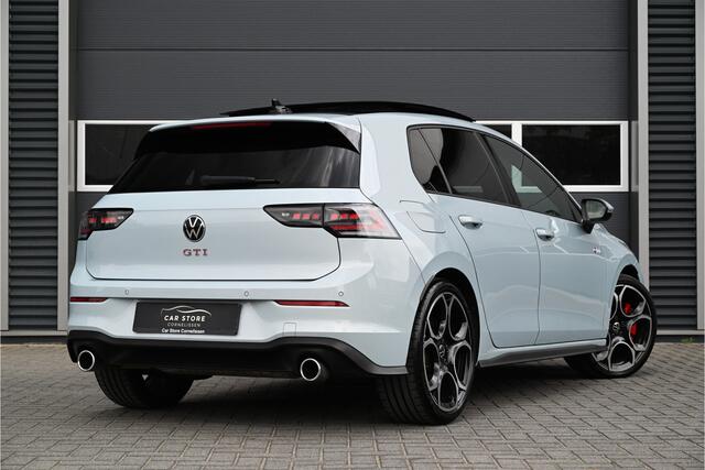 Volkswagen GOLF 2.0 TSI GTI 265 PK 8.5 / PANO / CRYSTAL ICE BLUE / IQ LIGHT / HARMAN KARDON / ACC / TREKHAAK / FACELIFT