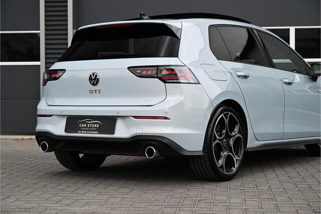 Volkswagen GOLF 2.0 TSI GTI 265 PK 8.5 / PANO / CRYSTAL ICE BLUE / IQ LIGHT / HARMAN KARDON / ACC / TREKHAAK / FACELIFT