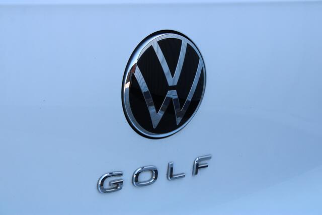 Volkswagen GOLF 1.5 TSI Life | Incl. 12 maanden garantie | Adaptieve cruise control | Apple carplay/Android auto | Parkeersensoren | Digitale cockpit | Navigatie | DAB radio |