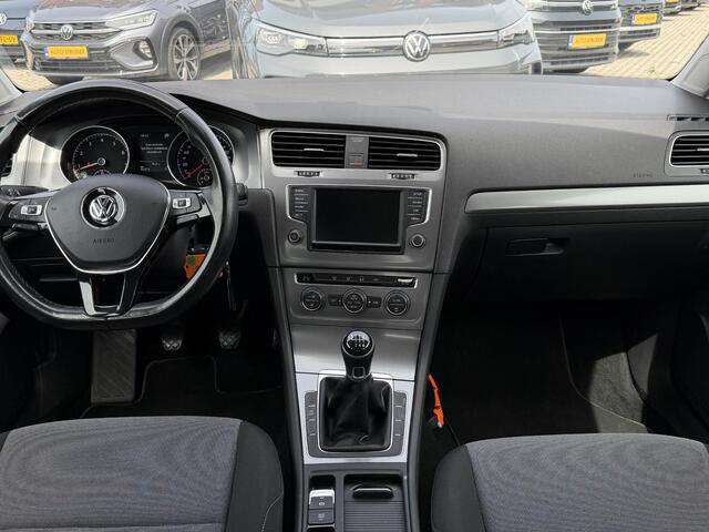 Volkswagen GOLF 1.2 TSI Business Edition Connected