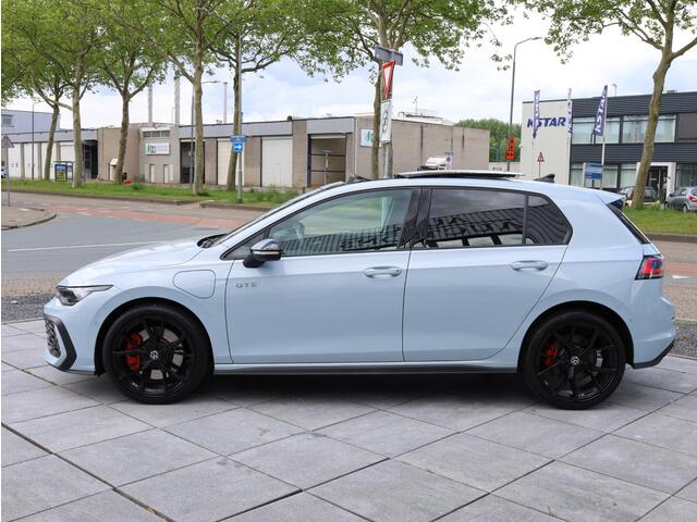 Volkswagen GOLF GTE 1.5 eHybrid 272PK | Full Options | Panodak | Leer | 360° | Stoel Ventilatie | Head-up | Keyless | Camera | Memory | IQ Light | Stoel&Stuurverwarming | 19"Inch |