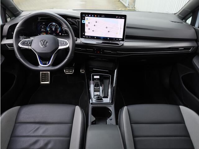 Volkswagen GOLF GTE 1.5 eHybrid 272PK | Full Options | Panodak | Leer | 360° | Stoel Ventilatie | Head-up | Keyless | Camera | Memory | IQ Light | Stoel&Stuurverwarming | 19"Inch |