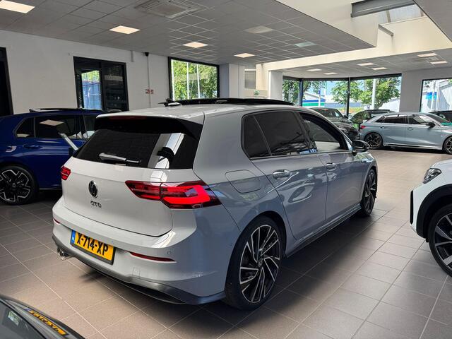 Volkswagen GOLF 2.0 TDI GTD / Leder / Pano / H&k / head-up /
