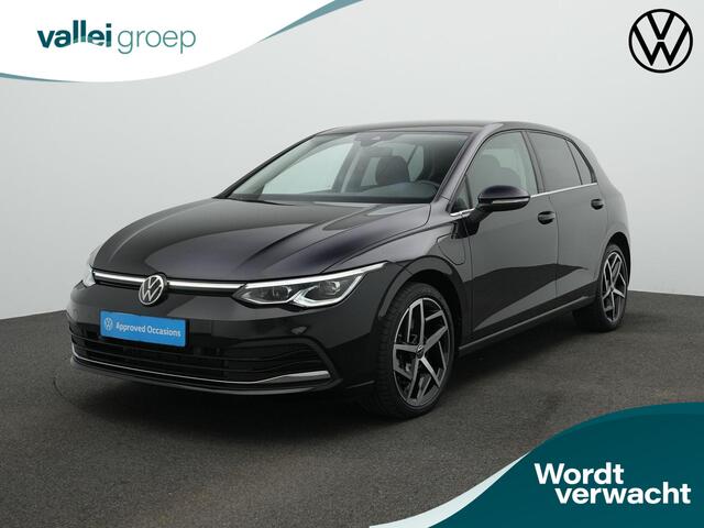 Volkswagen GOLF 1.4 eHybrid 204 pk Style | Geheugen-/massagestoel | Stuur-/stoelverwarming | Achteruitrijcamera | Adaptive Cruise