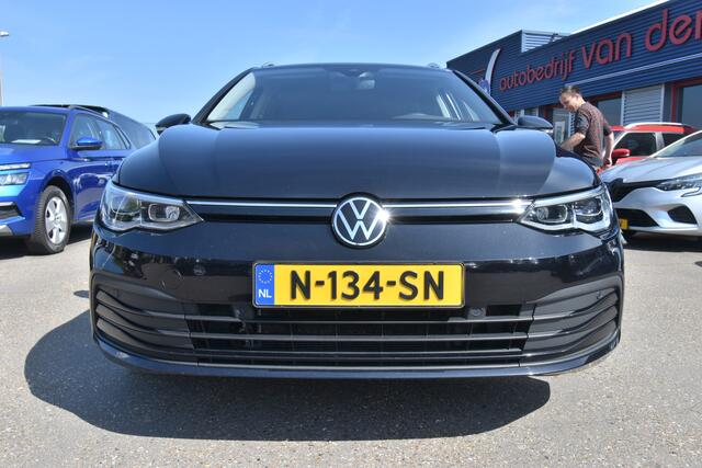 Volkswagen GOLF Variant 1.5 TSI Life Business , VIRTUAL COCPIT , LED KOPL , PDC V+A , NAVI , CLIMATR ,