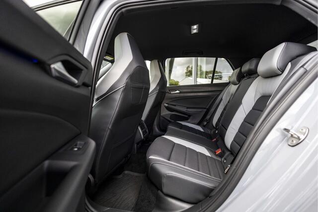 Volkswagen GOLF 1.4 eHybrid GTE | E-Trekhaak | HUD | Stoelventilatie