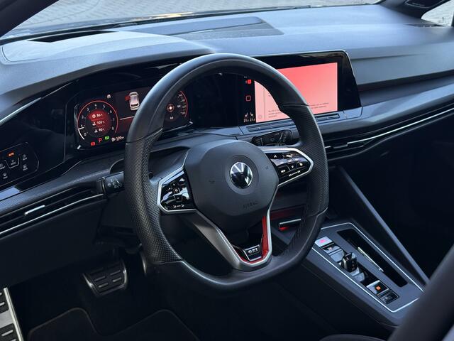 Volkswagen GOLF 2.0 TSI GTI | Pano | Harman / Kardon | Achteruitrijcamera | HDD | Stoel / Stuurverwarming |